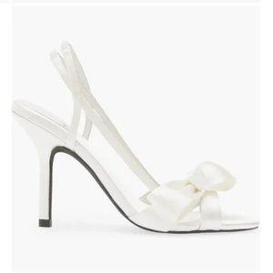 Jeffrey Campbell Take a Bow Satin Ivory Sling-backs Size 9.5